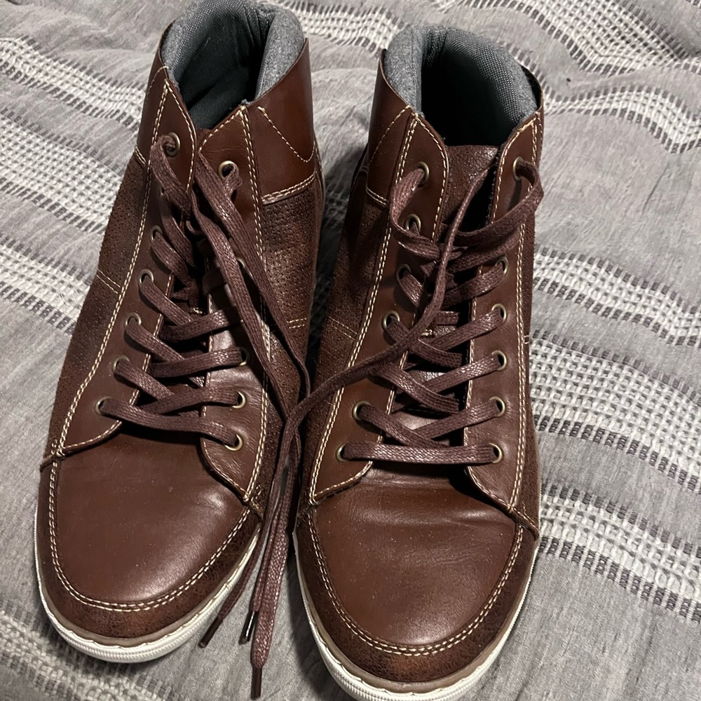 Mens dress shoes
